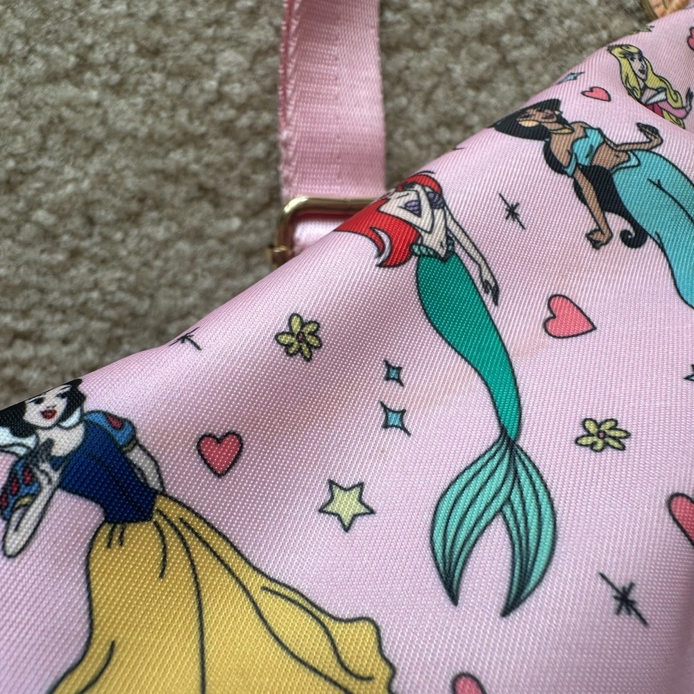 Stoney Clover Lane Disney - Never Stop Dreaming Princess Fanny bag - Picture 6 of 8